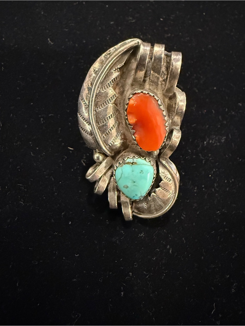 Vintage Native American sterling silver ring with inlaid turquoise & red coral.